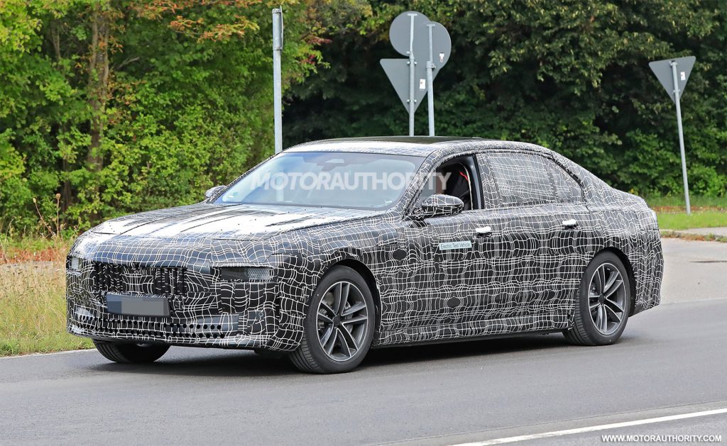 BMW i7 Spy