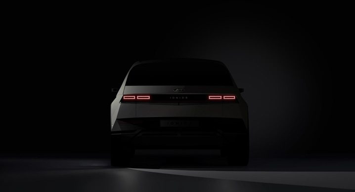 IONIQ 5 - Back